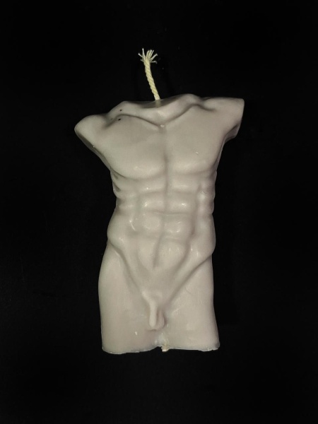 Ароматическая свеча в виде мужского торса - аромат малины